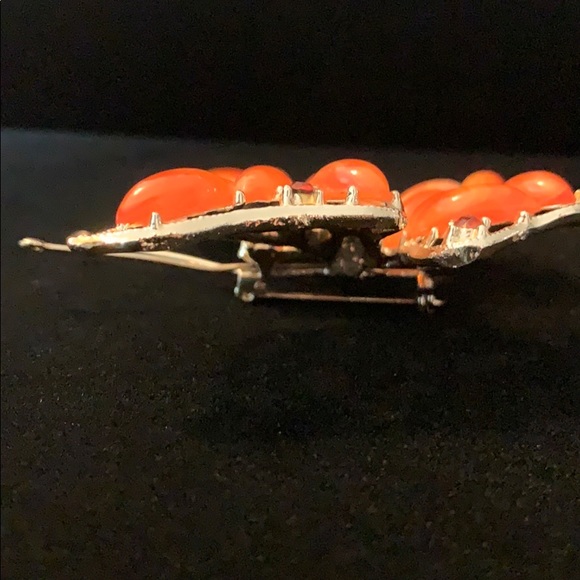 Vintage orange butterfly brooch - Picture 4 of 8